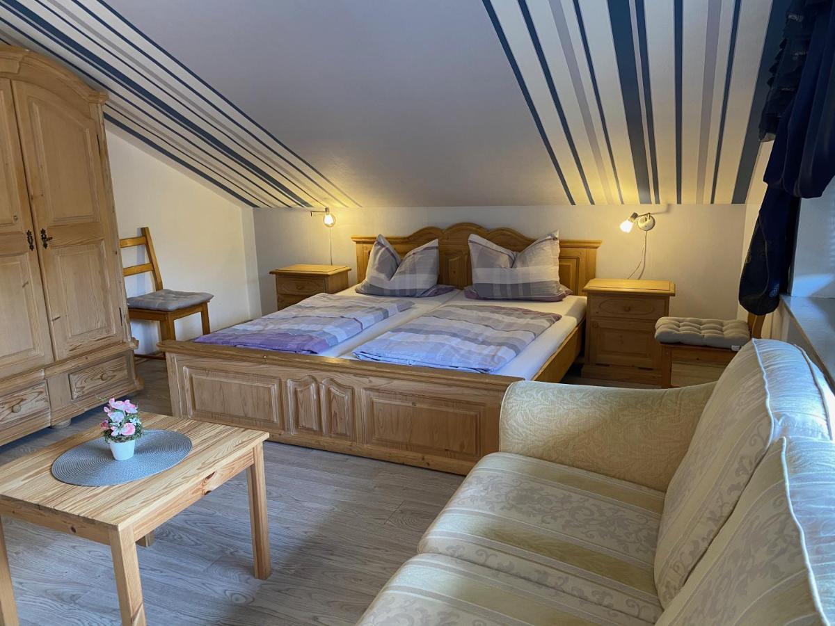 Gaestehaus Steuer Bruttig-Fankel Exteriör bild